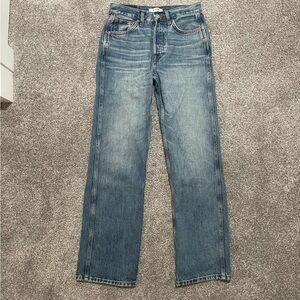 Re/Done Relaxed Long Mid-wash Jean